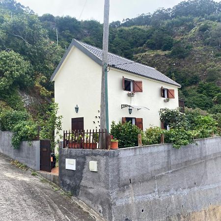 Apartamento Casa Dias Porto Moniz Exterior foto